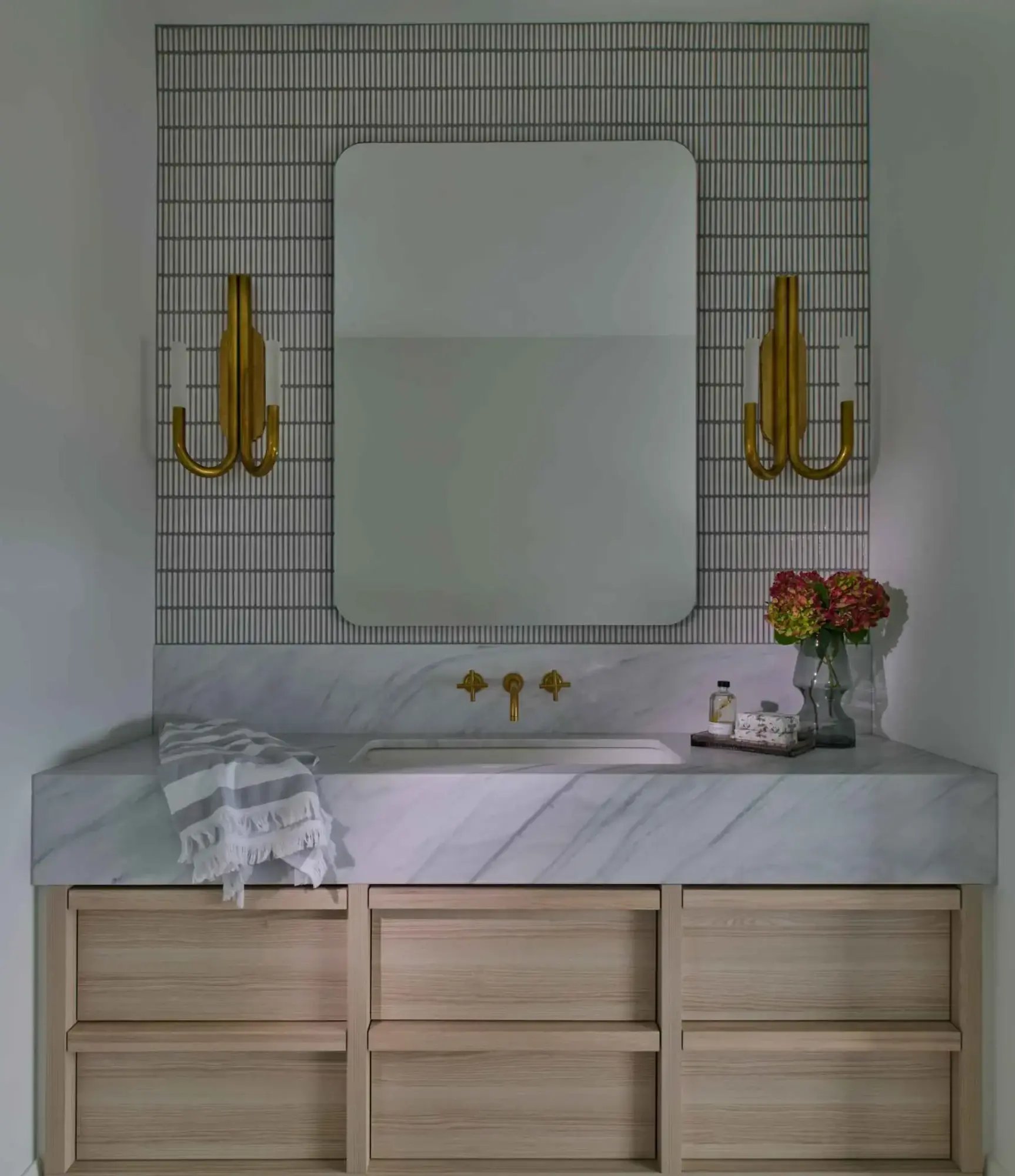 19-Toronto-Home-Renovation-Bathroom (1)