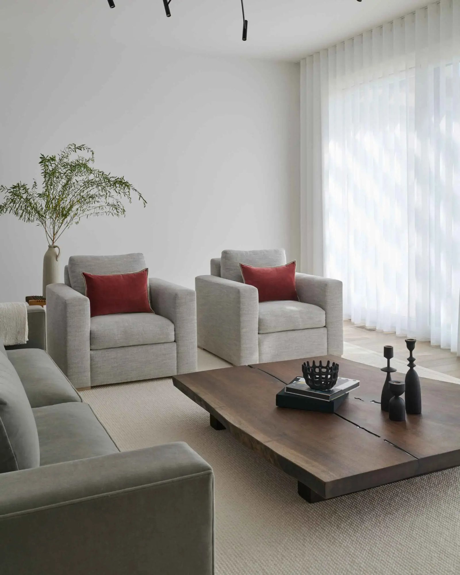9-Toronto-Home-Renovation-Living-Space