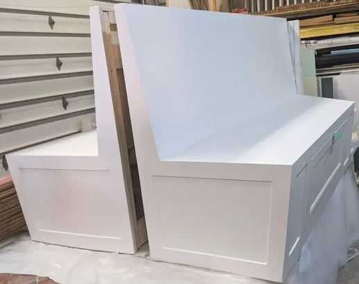 banquette-under-development